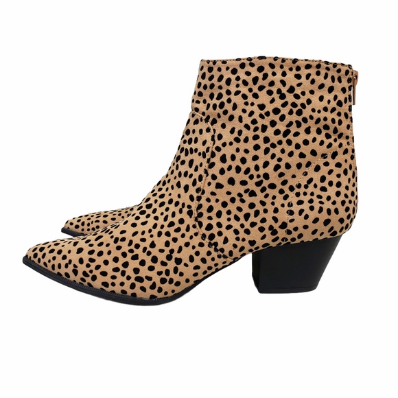 qupid leopard boots
